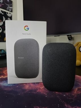 Google Nest Audio Smart Speaker Charcoal WiFi Bluetooth Excellent